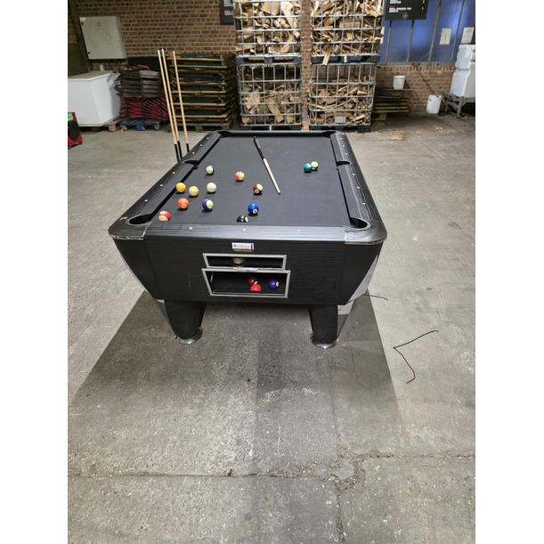Pooltafel SAM  MAGNO POOL 7FT  ZWART MET ZWART LAKEN (1*verhuurd)