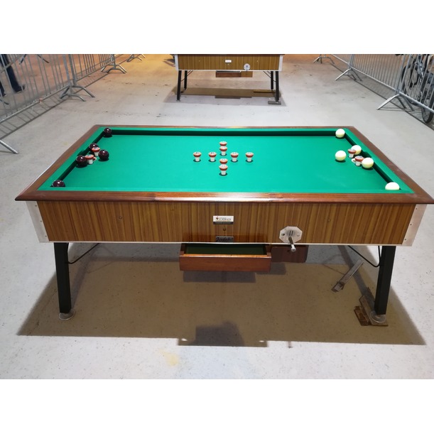 Billard à bouchon — Wikipédia